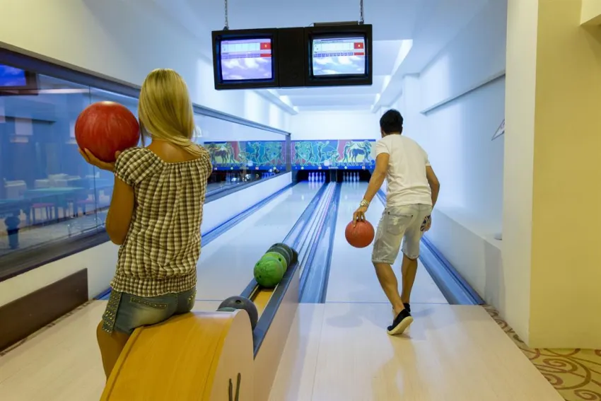 FAME RESIDENCE LARA  5*-18