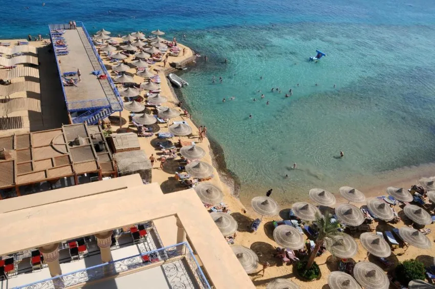 KING TUT RESORT  4*-9