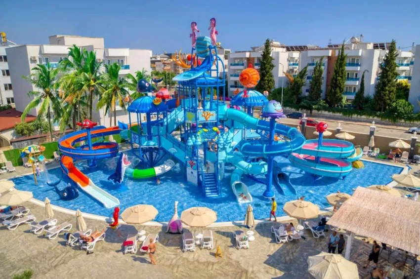 BLUE WAVE SUITE HOTEL  4*-2
