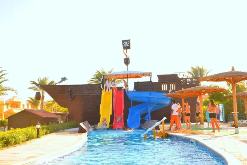 Golden Beach Resort Ex. Movie Gate 4*-30