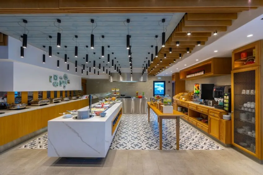 Anemi Hotel & Suites 4*-24