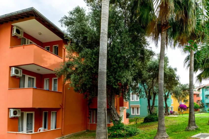 ARMAS GREEN FUGLA BEACH  4*-8