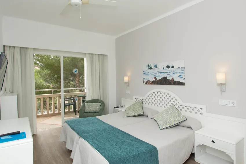 Pinos Playa Hotel 3*-20