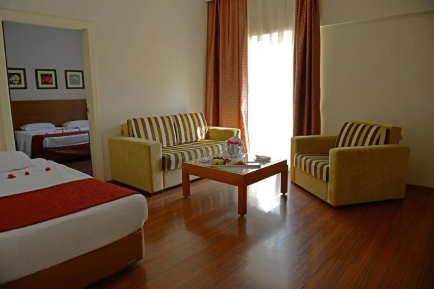 Le Jardin Resort (Ex Queens Park) 5*-7