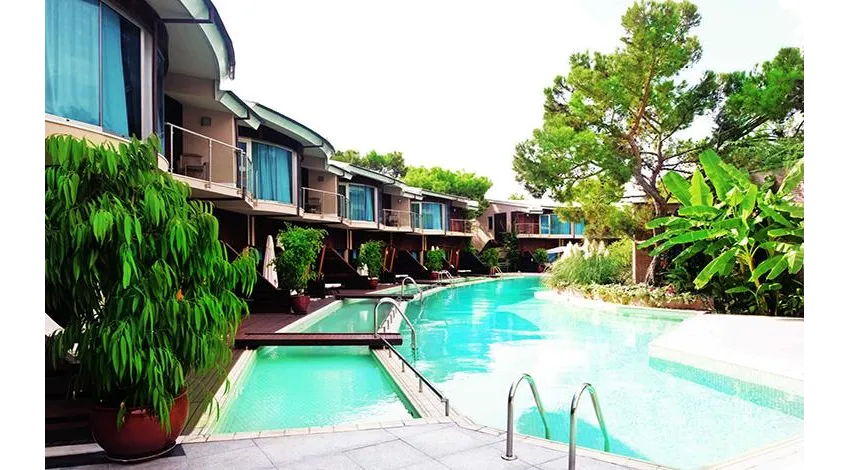 RIXOS SUNGATE HOTEL  5*-10