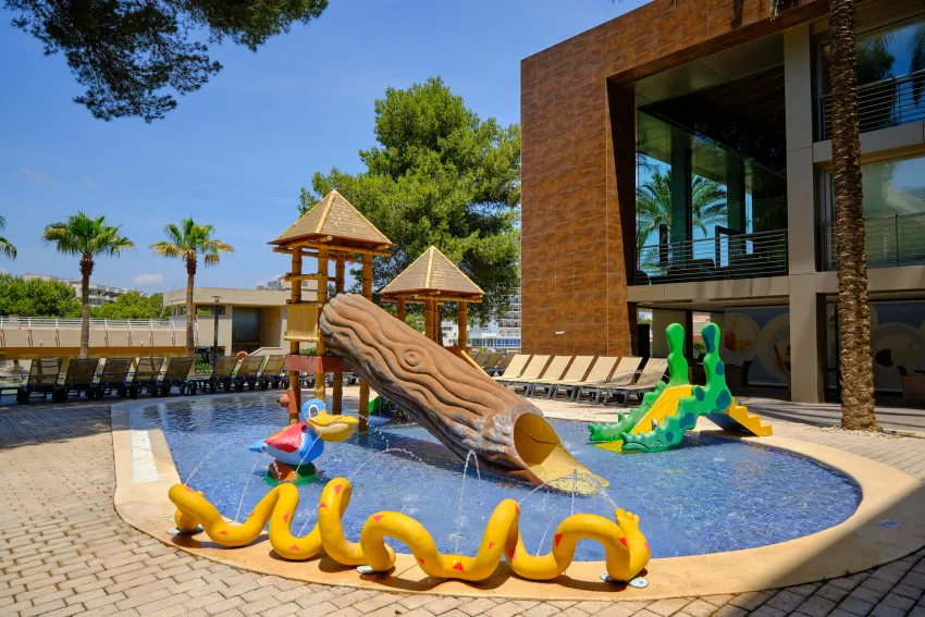 Occidental Cala Viñas 4*-32