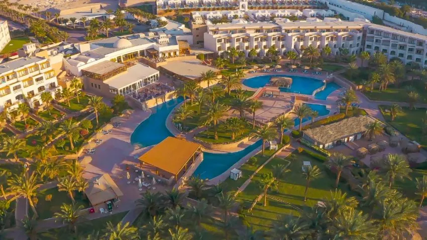 FORT ARABESQUE THE WEST BAY (ADULTS ONLY 16+)  4*-2