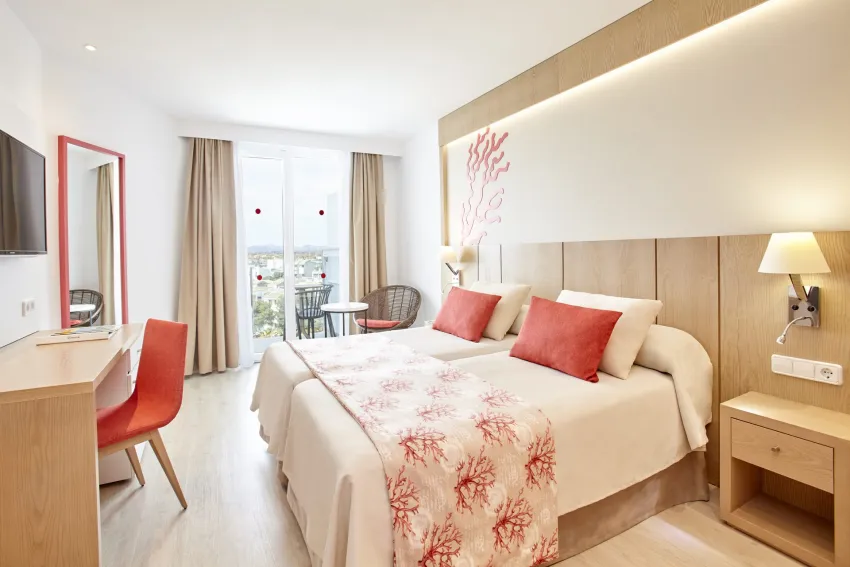 Universal Hotel Perla 4*-20