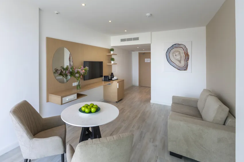 Leonardo Crystal Cove Hotel and Spa by the Sea 4*-40
