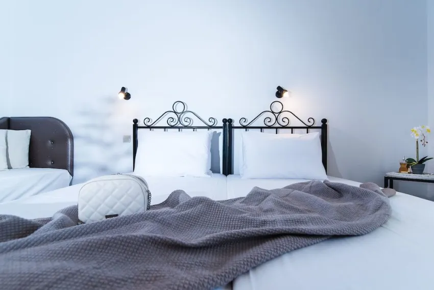 Real Palace Studios 3*-19