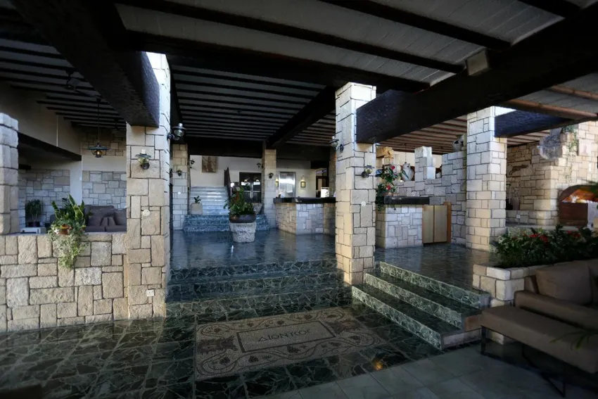 Dionysos Central Hotel 3*-3