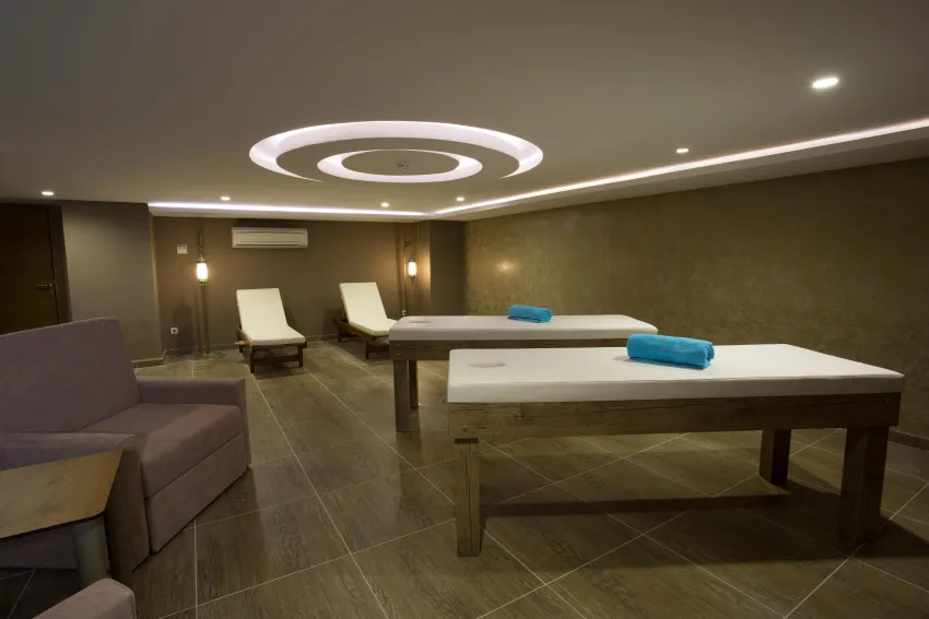 Water Side Resort & Spa 5*-70