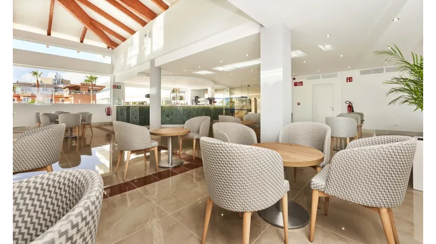 Globales Torrenova Adults Only 3*-25