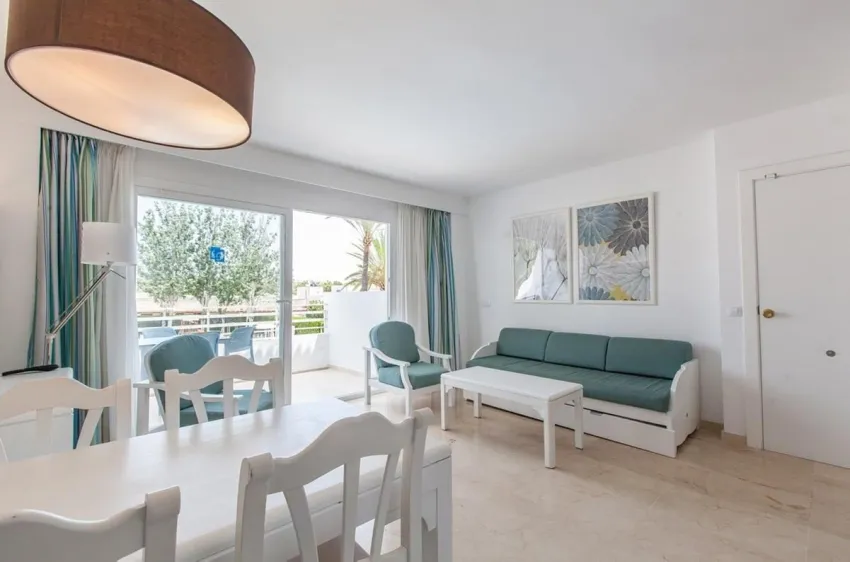 Solecito Apartments 2*-10