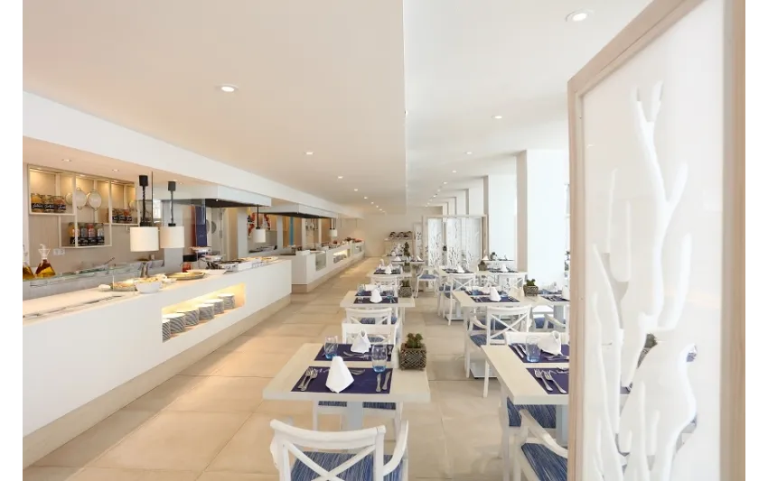 Iberostar Waves Bahía de Palma 4*-11