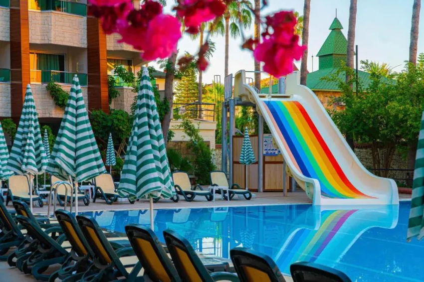 CLUB MONTE CARLO HOTEL  4*-3