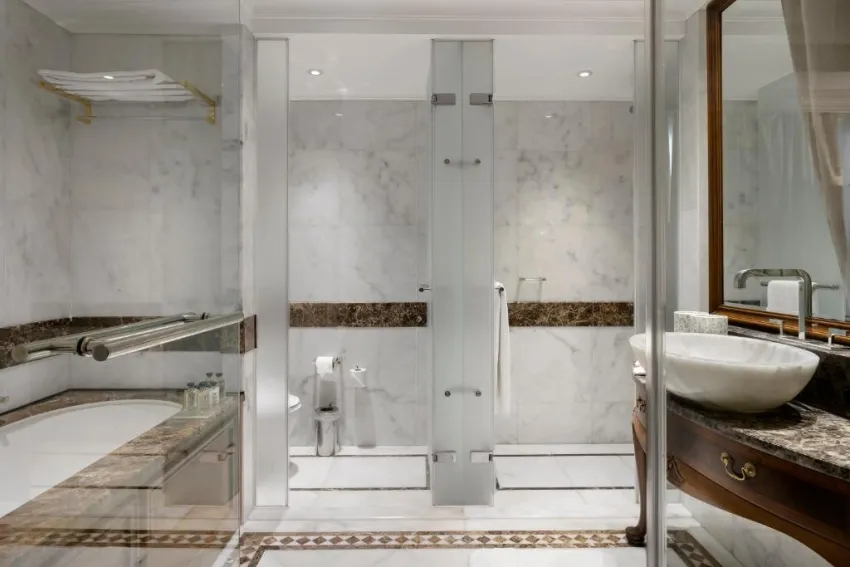 MARDAN PALACE  5*-63