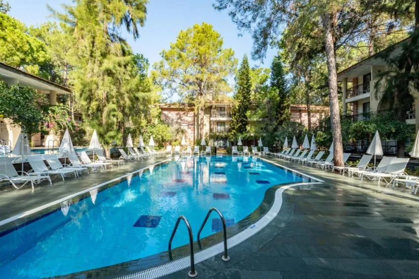 CHAMPION HOLIDAY VILLAGE  5*-24