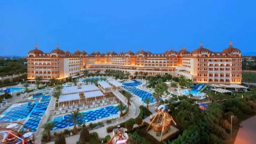 Royal Alhambra Palace 5*-4