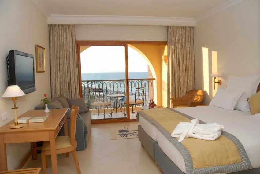 MOVENPICK RESORT & MARINE SPA  5*-6