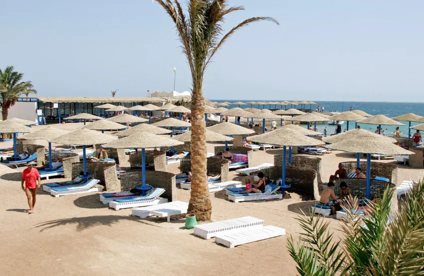 Empire Beach Aqua Park 3*-4