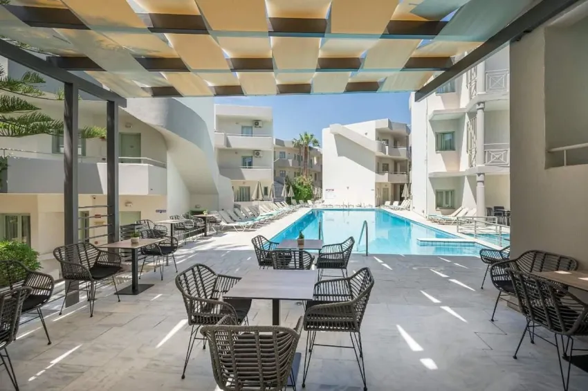 Summer Beach Hotel 4*-18