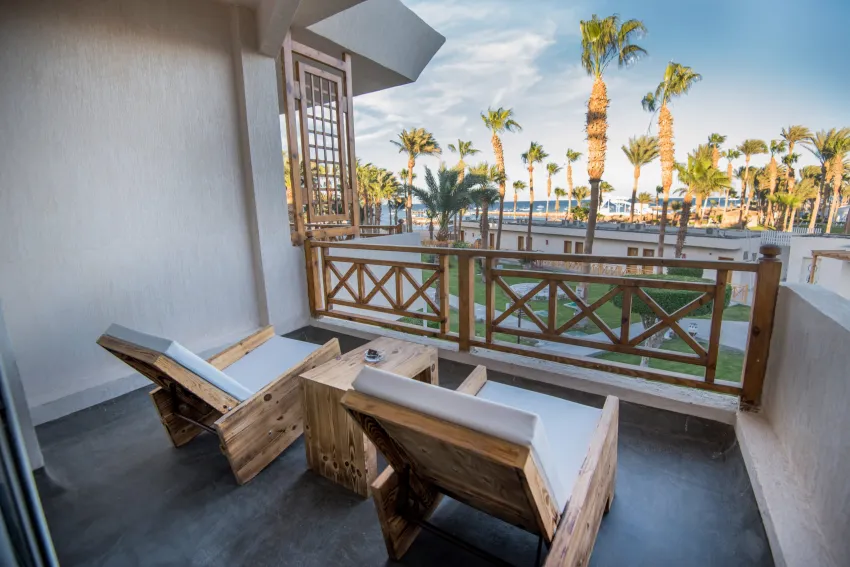 MERAKI RESORT (ADULTS ONLY 16+)  4*-26