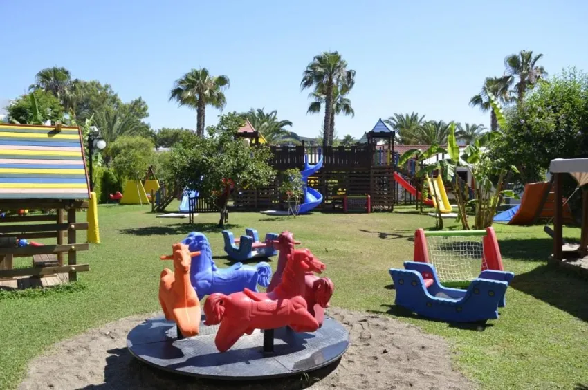 EMELDA SUN CLUB  5*-8