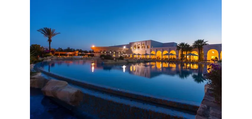 MEDINA BELISAIRE & THALASSO  4*-23
