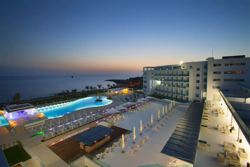 King Evelthon Beach Hotel and Resort 5*-2