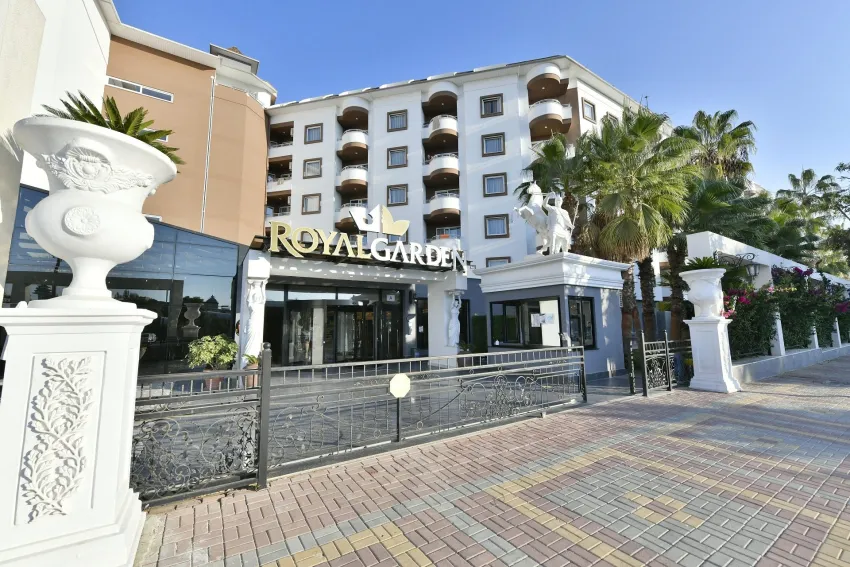 Royal Garden Beach Hotel 5*-1