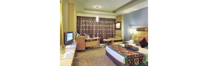 Royal Holiday Palace Hotel 5*-5