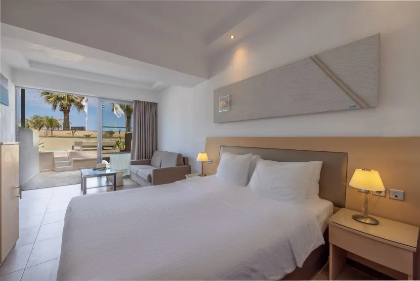 Kolymbia Bay Art - Adults Only 4*-7