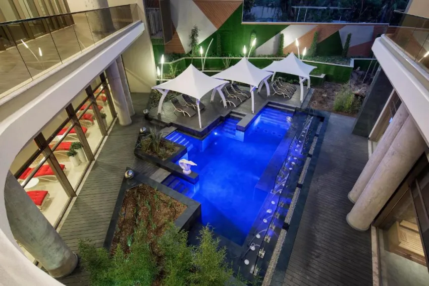 THE SENSE DELUXE HOTEL  5*-105