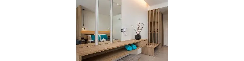 Zoes Hotel 3*-63