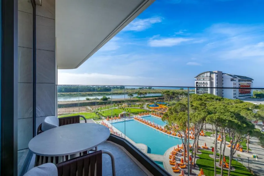 TRENDY PERGE RESORT & SUITES  5*-7