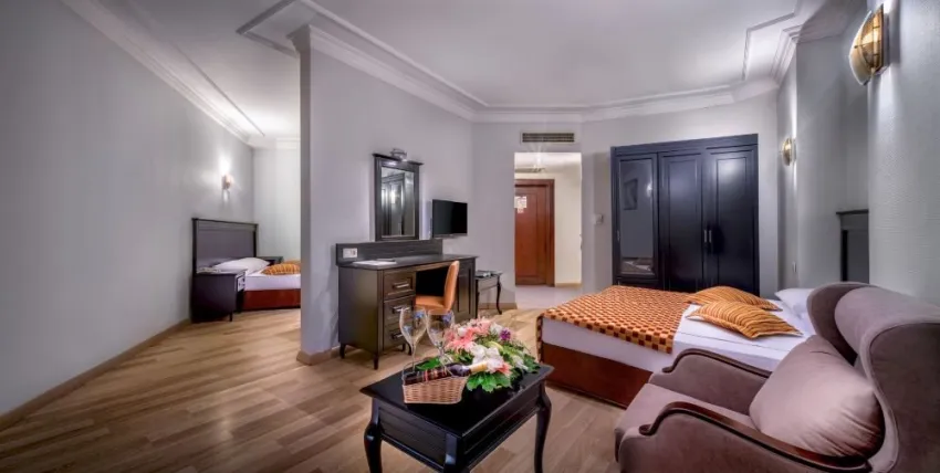 ROX ROYAL HOTEL  5*-10
