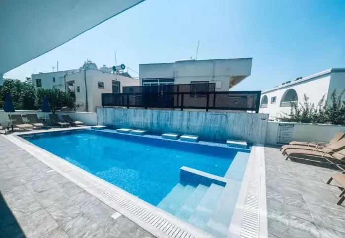 Sunny Blue Hotel 3* - Ayia napa - Cipru