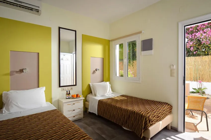 Kastro Beach Apartments 3*-20