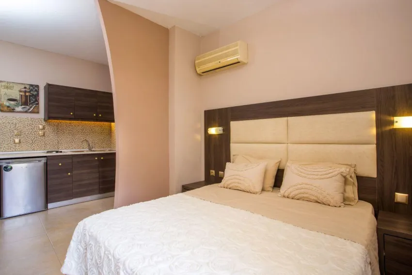 Casa Lyristis (ex Lyristis Apartments Plus) 3*-17