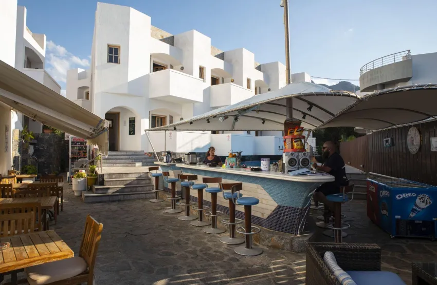 Alikes Studios & Suites 4*-22