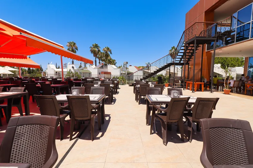 THRONE BEACH RESORT & SPA  5*-15