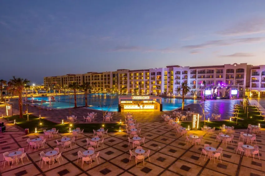 PICKALBATROS WHITE BEACH RESORT  5*-17