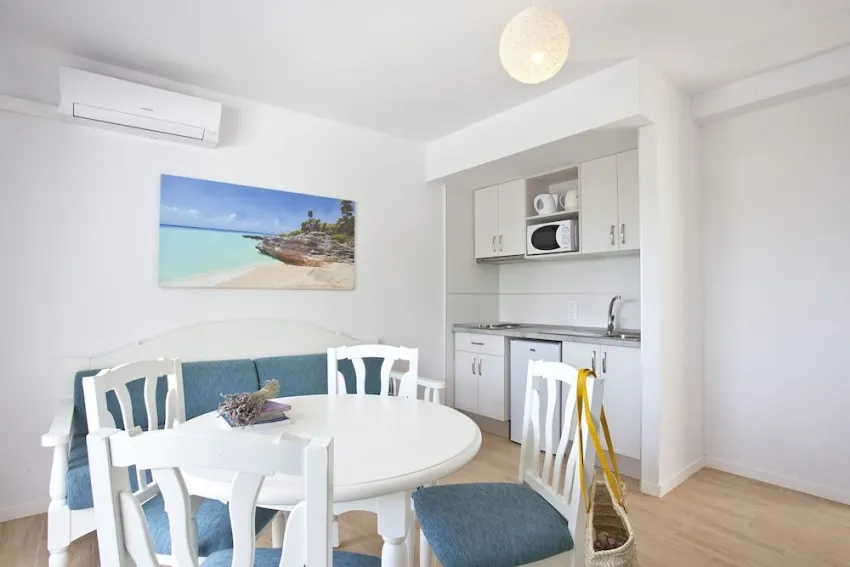 Europa Apartments 2*-8