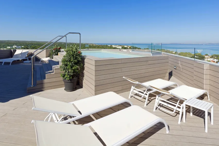 HSM Son Veri Adults Only 3*-8