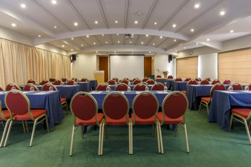 Best Western Plus Plaza 4*-10