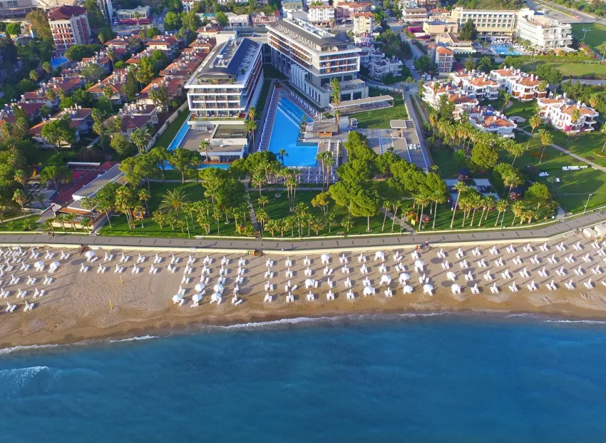 Acanthus & Cennet Barut Collection 5*-1