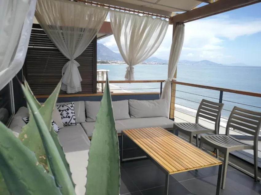 EN VIE BEACH BOUTIQUE HOTEL (ADULT ONLY+16)  3*-21