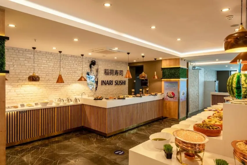 SAILORS BEACH CLUB  5*-28