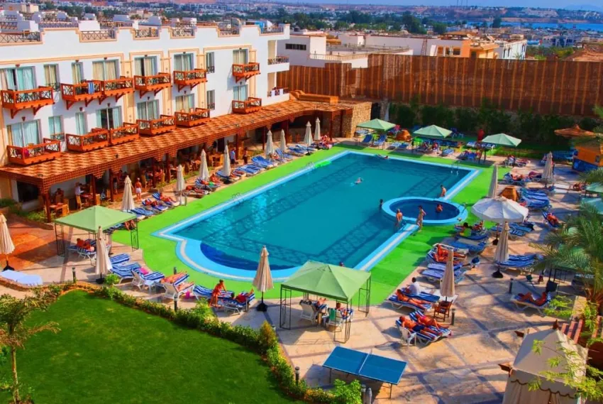 Falcon Naama Star 3*-7